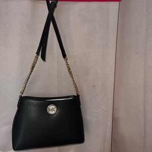 *New with Tags* Michael Kors Crossbody Leather Bag with Gold Chain